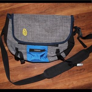 Timbuk2 shoulder bag